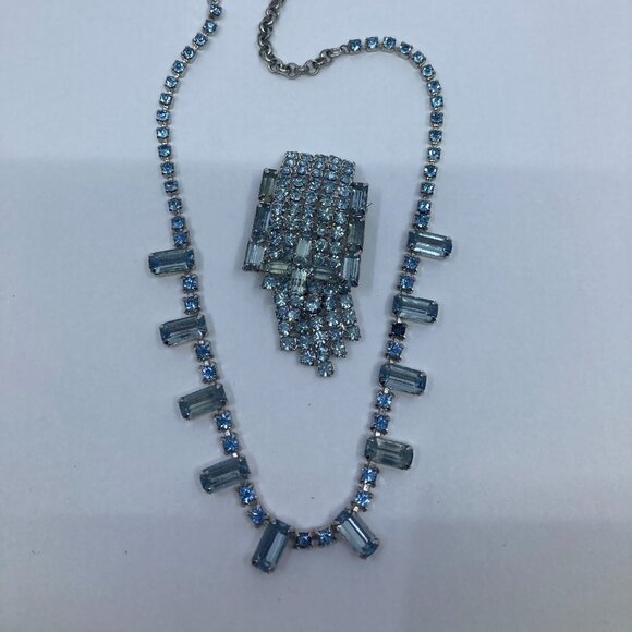 Vtg 1950 CONTINENTAL ? blue rhinestone crystal brooch necklace set - Picture 1 of 3